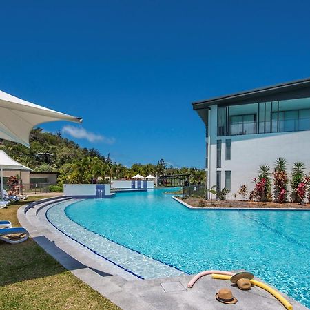 Absolute Waterfront Magnetic Island Apartment Nelly Bay Exterior photo