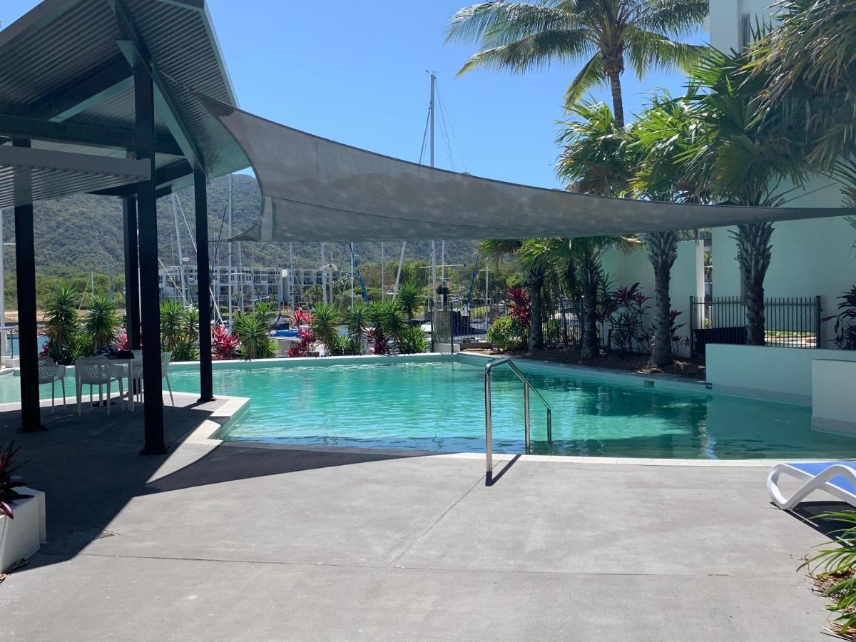 Absolute Waterfront Magnetic Island Apartment Nelly Bay Exterior photo