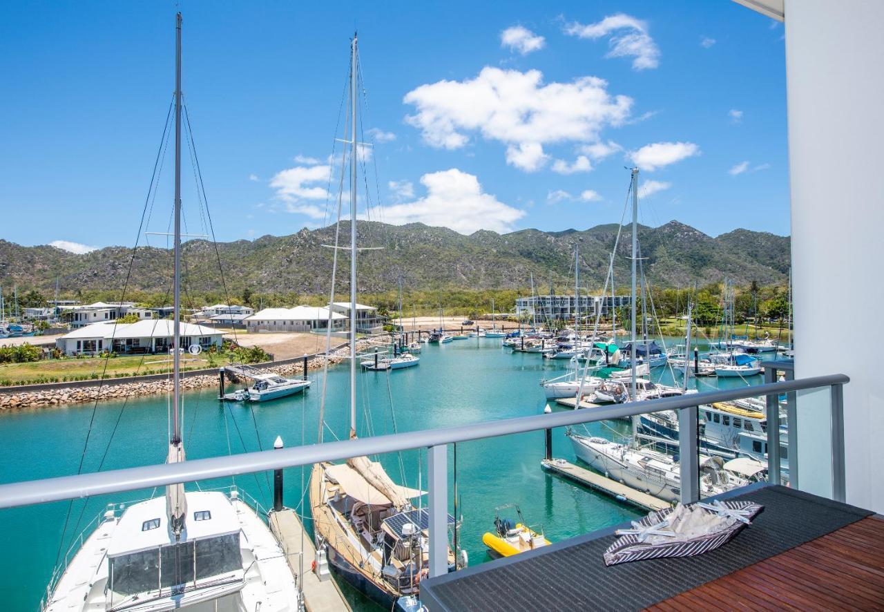 Absolute Waterfront Magnetic Island Apartment Nelly Bay Exterior photo
