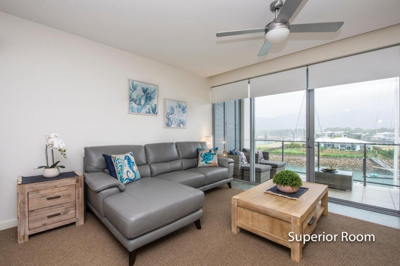 Absolute Waterfront Magnetic Island Apartment Nelly Bay Exterior photo