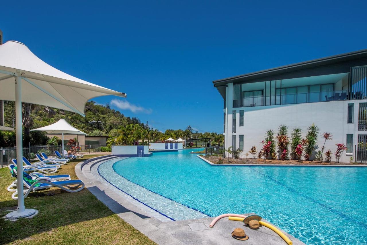 Absolute Waterfront Magnetic Island Apartment Nelly Bay Exterior photo